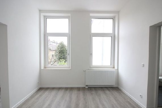 ALLES NEU: GEMÜTLICHE 2-ZIMMERWOHNUNG AM RANDE DES KREFELDER ZENTRUMS