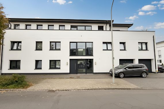 HOCHWERTIGE 3-ZIMMERWOHNUNG IN KREFELD-HÜLS ZU MIETEN!