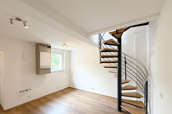 GROßZÜGIGE MASIONETTE WOHNUNG IN KREFELDER INNENSTADT ZU MIETEN!