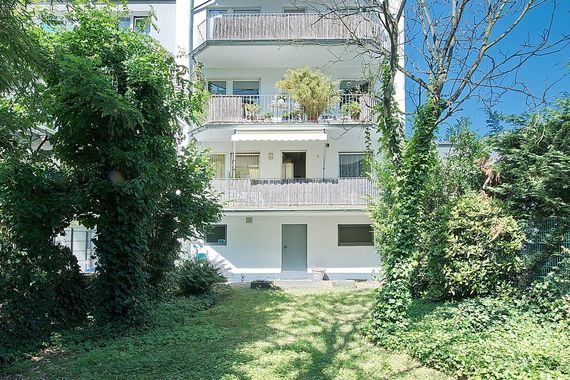 Düsseldorf-Oberkassel: Helle 3-Zimmer-Balkonwohnung in Rheinnähe!