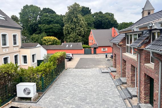 Erstbezug Haus-im-Haus! Großzügige Maisonettewohnung - ideal für Familien!