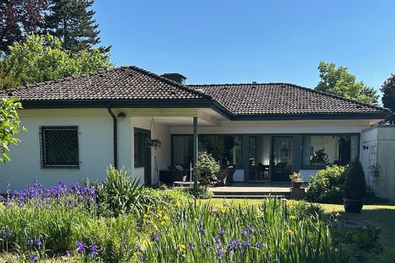 Schmuckstück in Hilden Süd - Bungalow mit Seltenheitscharakter auf einem traumhaften Grundstück!