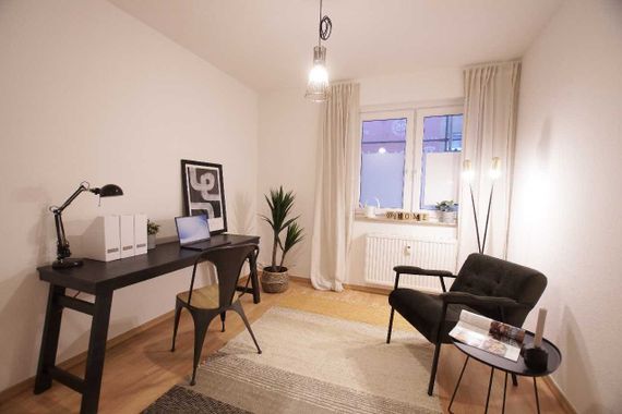 Wohlfühlwohnung im Zentrum von Ratingen: Helle 3-Zimmer-Wohnung mit eigenem Gartenanteil