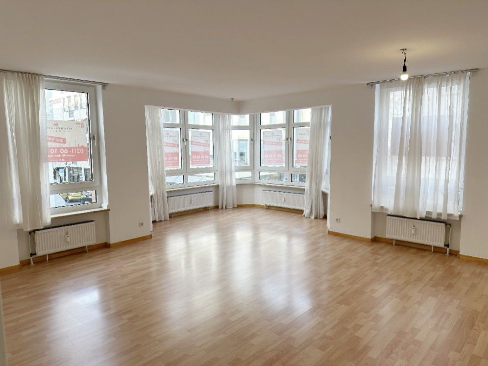 Düsseldorf-Carlstadt: Kunst und Kultur vor der Tür!!