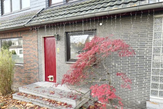 Düsseldorf-Stockum: 2-Zimmer-Einliegerwohnung mit Balkon!