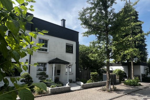 Rarität ! ETW mit 38 m² Terrasse + Balkon im Haaner Bachtal