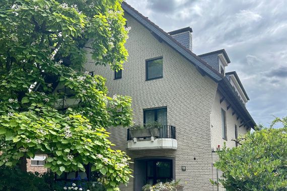 Vermietete Terrassen-Wohnung der Spitzenklasse in Düsseldorf Gallberg