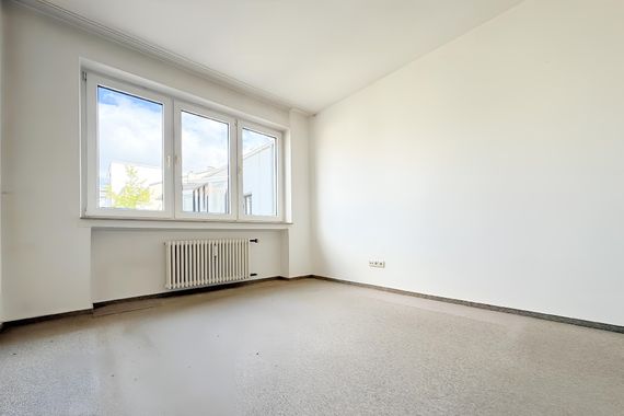 CHARMANTE 2-ZIMMERWOHNUNG IN DER STADTMITTE ZU MIETEN!