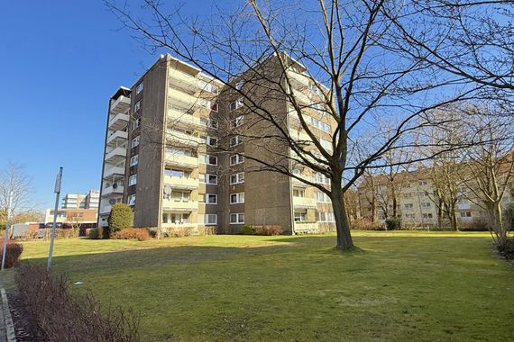 KAPITALANLEGER AUFGEPASST: GUT VERMITETETE WOHNUNG MIT WEITBLICK IN KREFELD-BENRAD ZU KAUFEN!