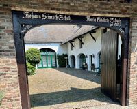 Einfahrt in den Hofbereich