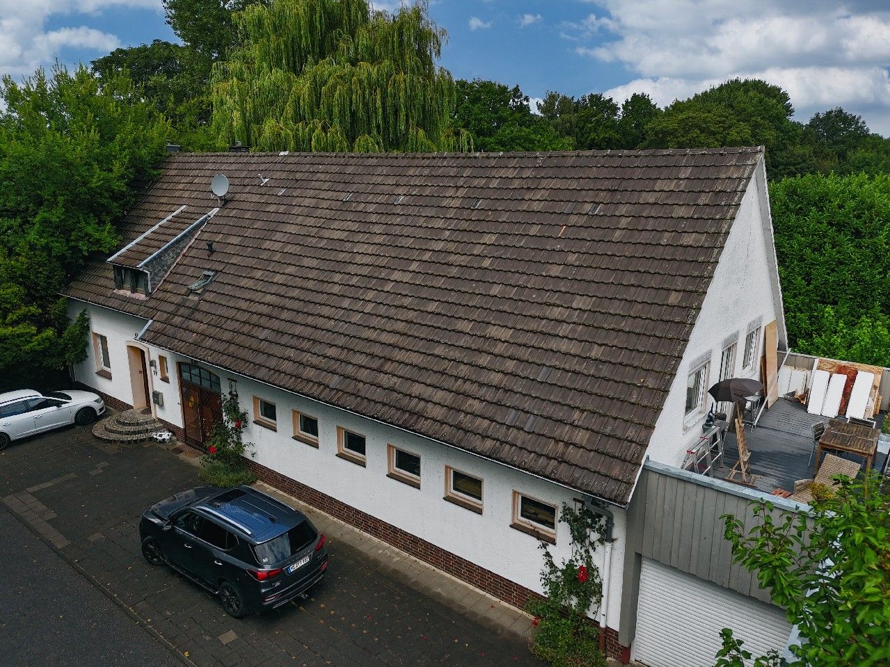 Hier ist alles möglich! Individuelles Wohnhaus mit Atelier und Gewerbefläche in Heinsberg