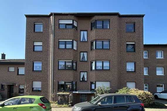 Großzügige 4-Zimmer-Maisonette-Wohnung in Mönchengladbach-Holt